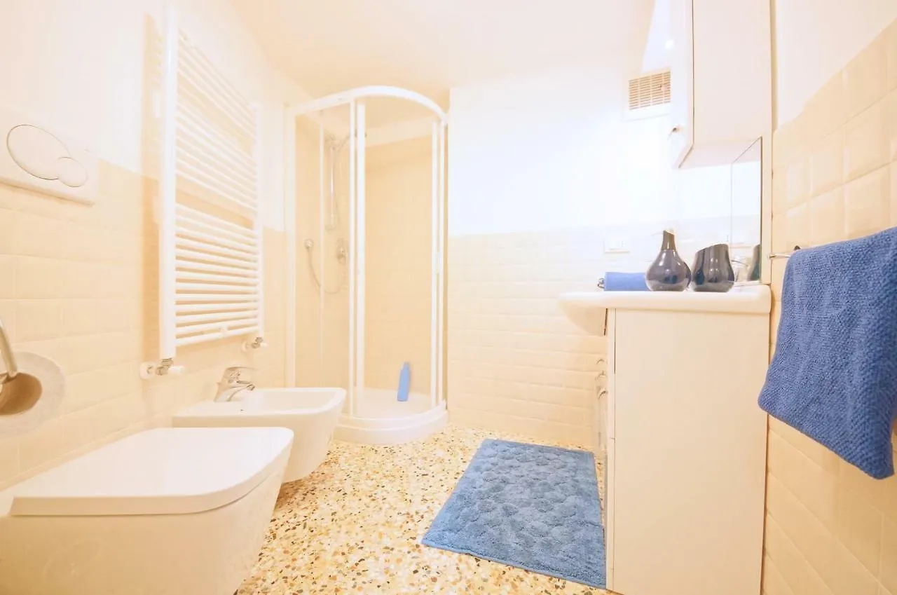 ונציה Sant'Aponal Apartment Rialto איטליה