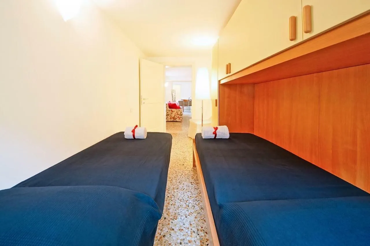 ונציה Sant'Aponal Apartment Rialto